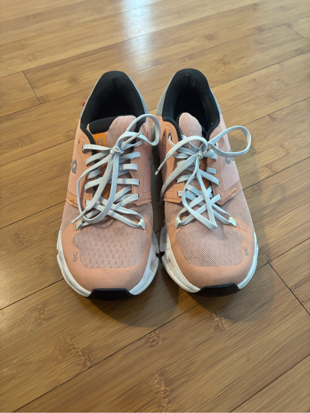 On Cloud Light Pink Women's Running Sneakers - Breathable Lace-Up Comfort
